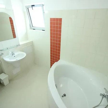 Poseidon Sara Sea View Apartment Olimp